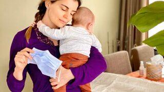 Ece Vahapoğlu: Aşılarımızı evde yaptırdık