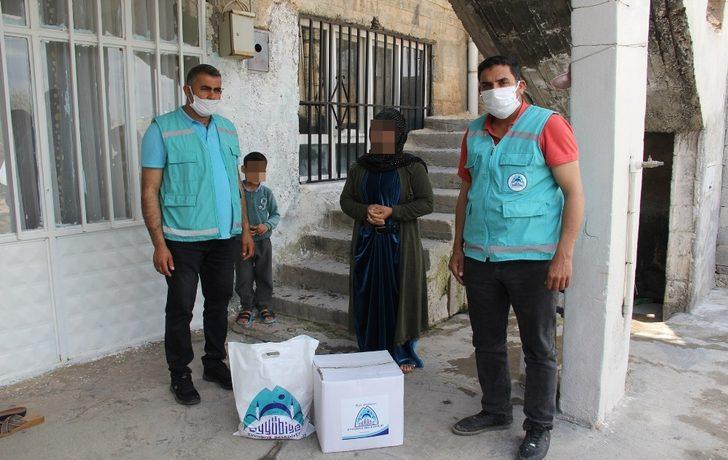 Eyyübiye’de gıda ve hijyen paketi dağıtımı G2