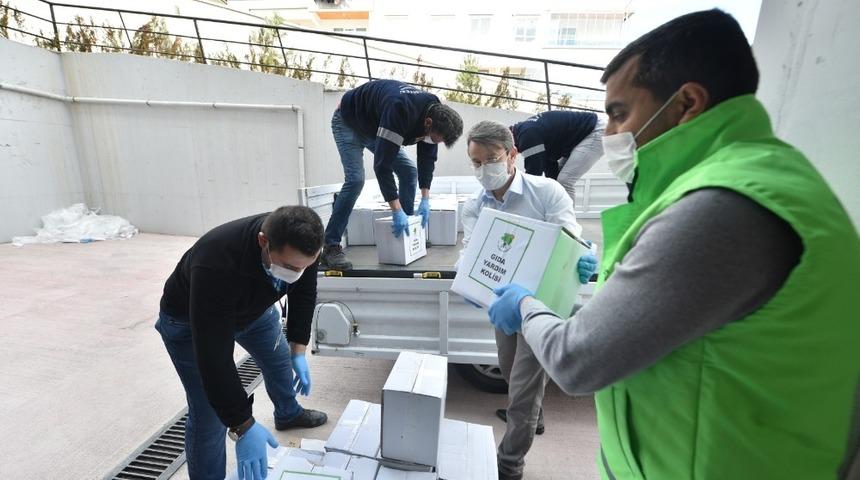 Mamak&rsquo;tan 10 bin aileye gıda ve hijyen paketi