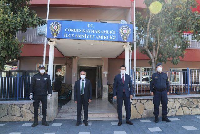 Gördes’te Polis Haftası kutlamaları korona virüs tedbirleri altında kutlandı