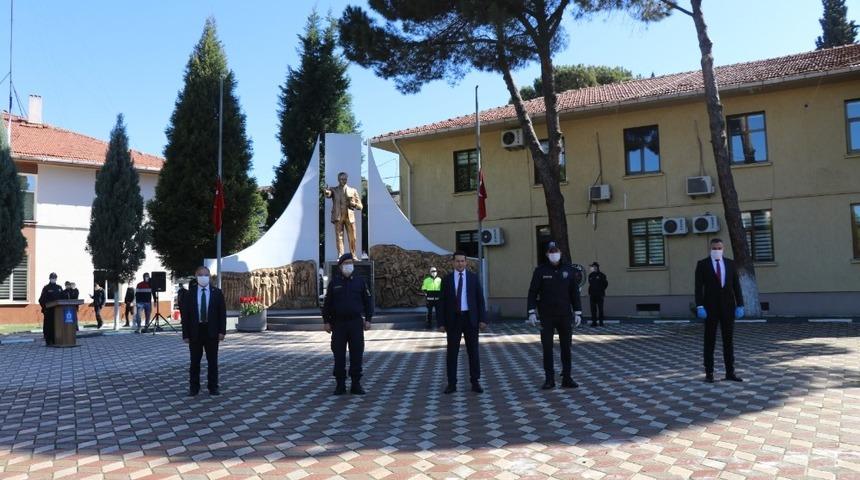G&ouml;rdes&rsquo;te Polis Haftası kutlamaları korona vir&uuml;s tedbirleri altında kutlandı