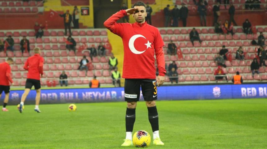Kayserispor'da Emre Taşdemir evde çalışıyor