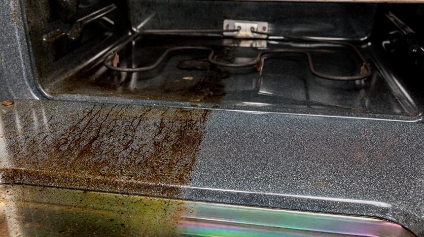 Bu pratik yöntemlerle fırın temizliği çok kolay! Tuz, portakal yağı…