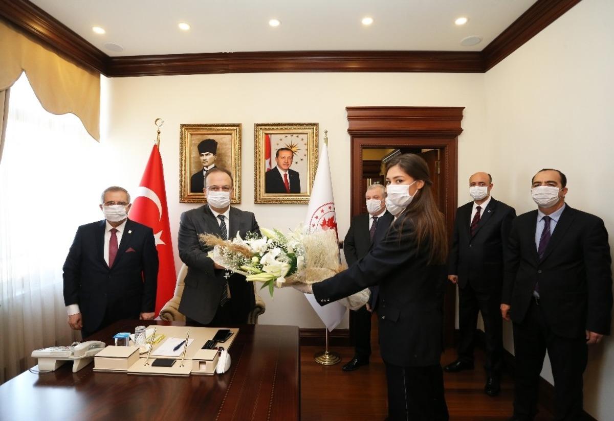 Bursa İl Emniyet M&uuml;d&uuml;r&uuml; Aslan, Vali Canbolat&rsquo;ı makamında ziyaret etti