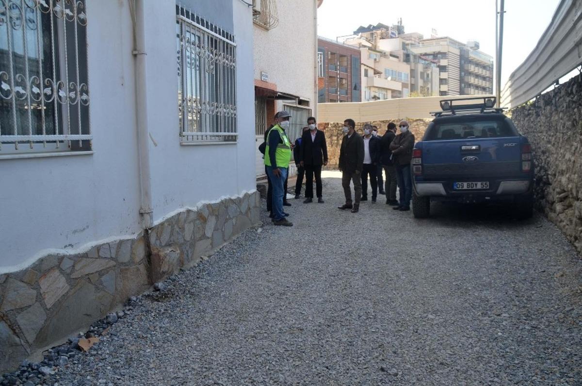 Başkan G&uuml;nel, hizmet ve yatırımları yerinde inceliyor