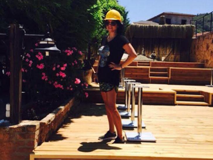 Bendeniz'den 'baret'li fotoğraf G3