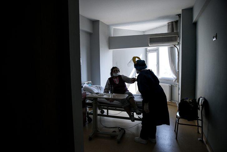 İstanbul Cerrahpaşa Tıp Fakültesi'nde koronavirüsü yenen hastalar görüntülendi G2