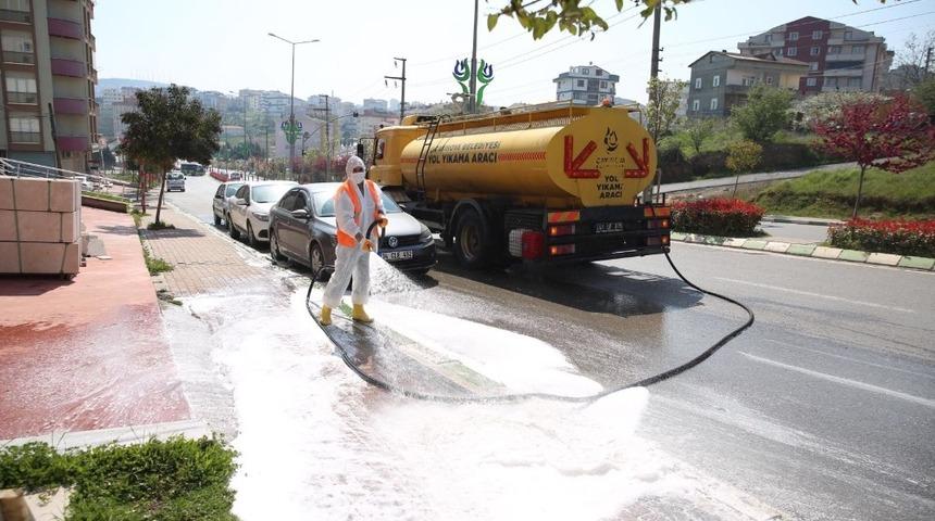 &Ccedil;ayırova&rsquo;da vir&uuml;sle 7/24 m&uuml;cadele