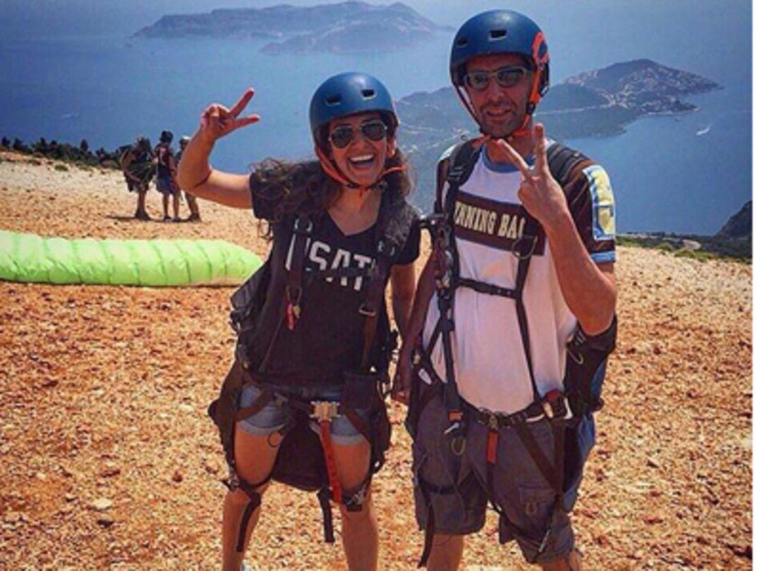 &Ouml;zge Borak'tan aşk a&ccedil;ıklaması