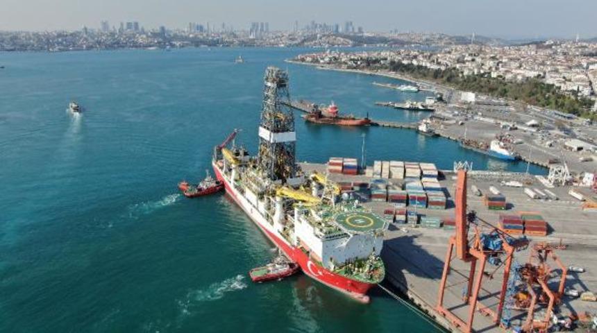 Dev sondaj gemisi Haydarpaşa Limanı'nda!