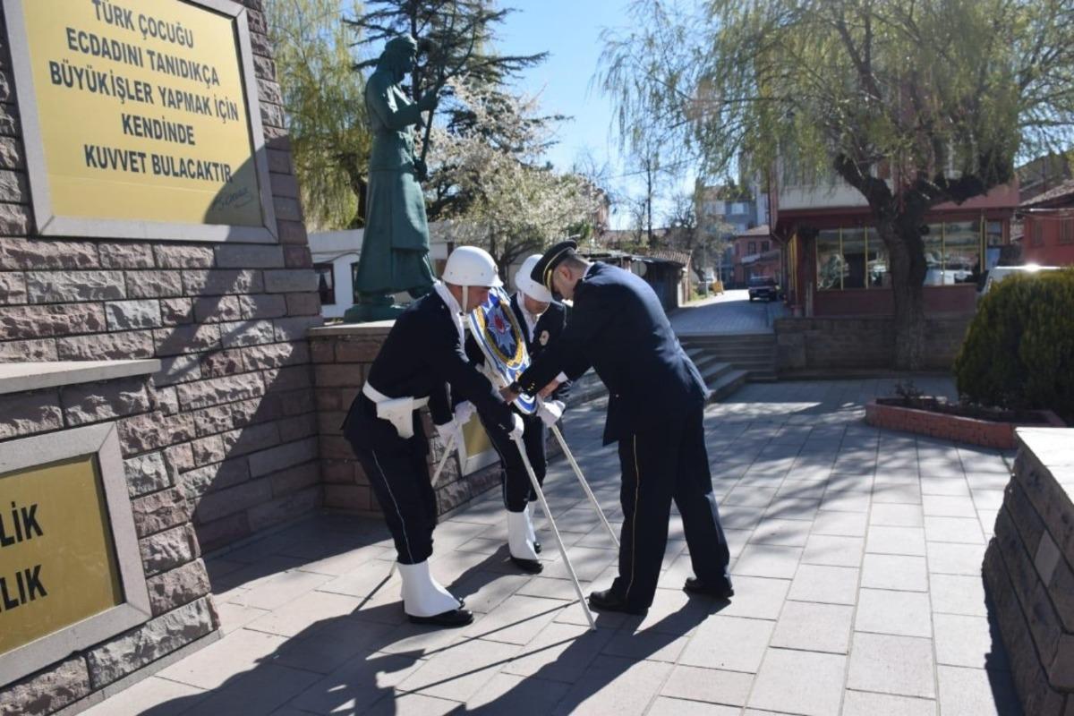 Boz&uuml;y&uuml;k&rsquo;te Polis Haftası kutlamaları