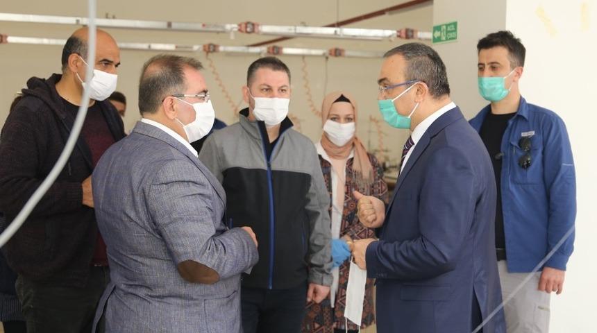 Belediye maske &uuml;retmeye başladı