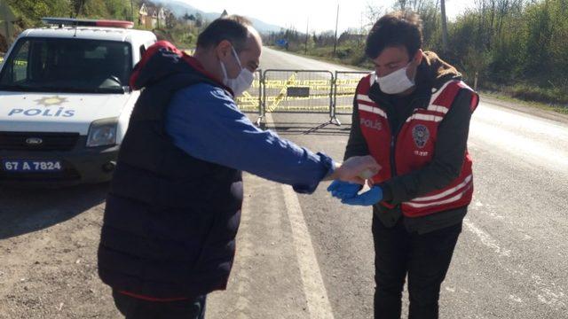 Kaymakam Altay polislerin haftasını kutladı