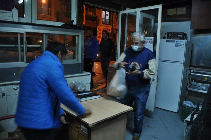 Milas’ta yasak öncesi vatandaş sokağa döküldü G3