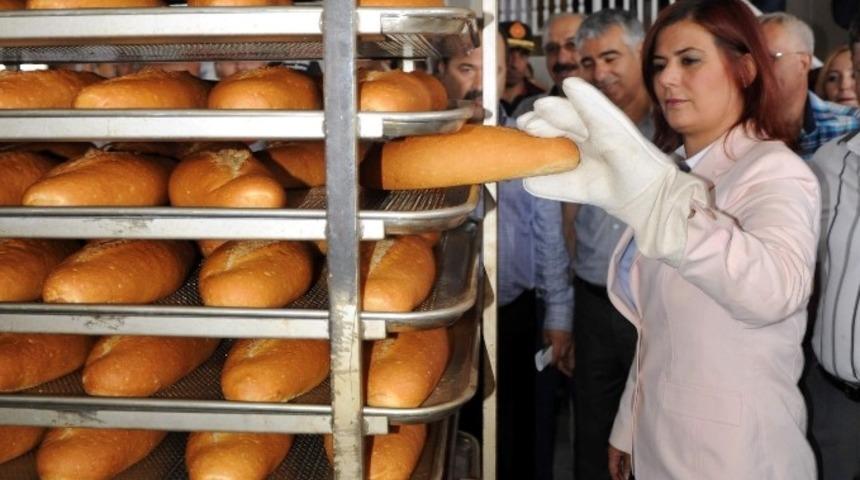 B&uuml;y&uuml;kşehir Belediye Başkanı &Ccedil;er&ccedil;ioğlu: Halk ekmek tam kapasite &ccedil;alışacak