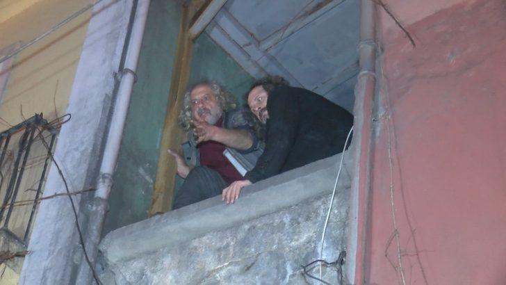 Beyoğlu'nda yangın: Mahsur kalan 9 kişi itfaiye tarafından kurtarıldı G2