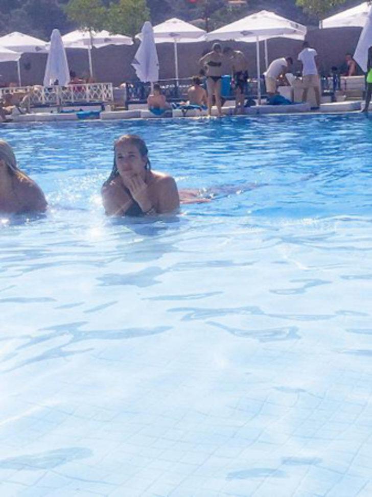 Tolga Karel'in havuz kaçamağı G4