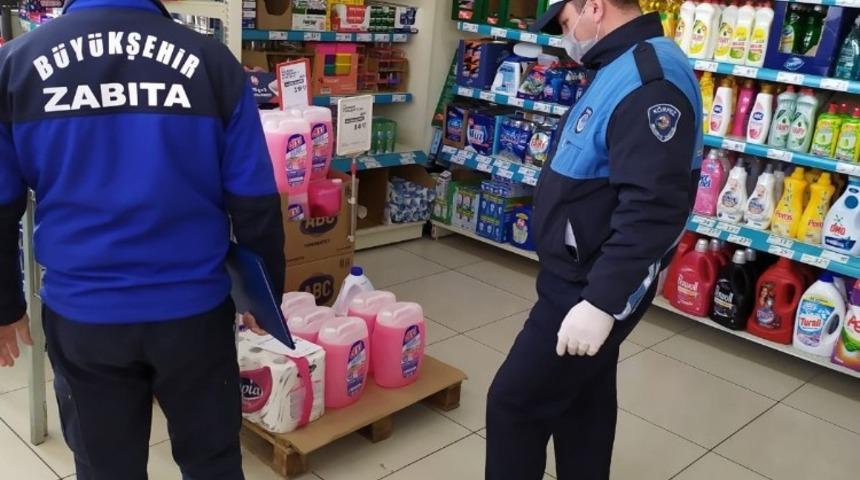 B&uuml;y&uuml;kşehir Zabıtası 12 il&ccedil;ede denetimlere devam ediyor