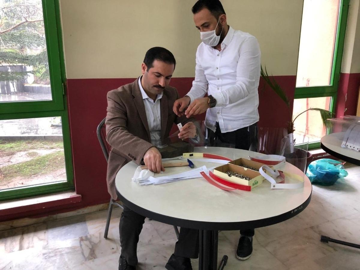 Tatvan Belediyesinden siperlik maske &uuml;retimi