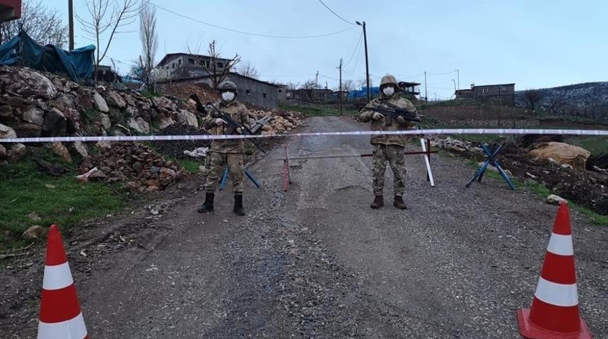 Siirt&rsquo;te 9 noktada korona vir&uuml;s nedeniyle karantina uygulaması s&uuml;r&uuml;yor