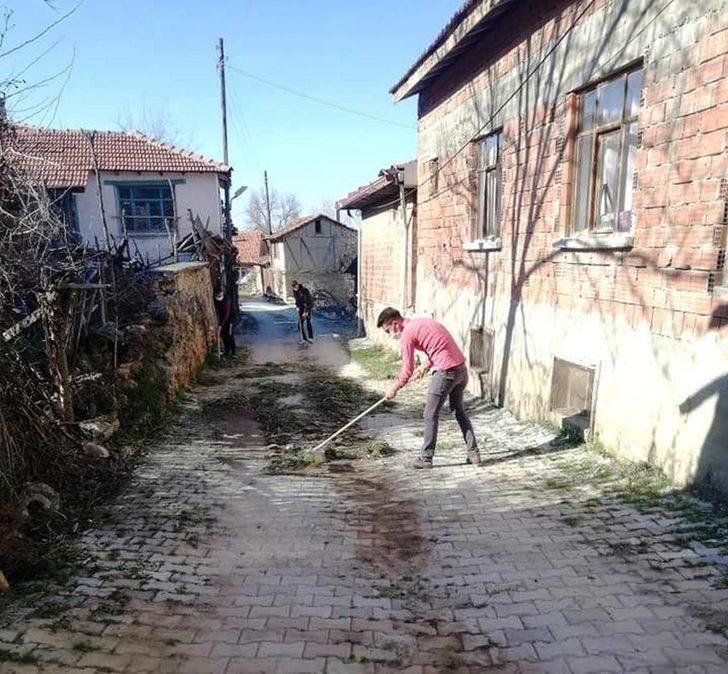 Köydeki bahar temizliği gece de sürdü G3