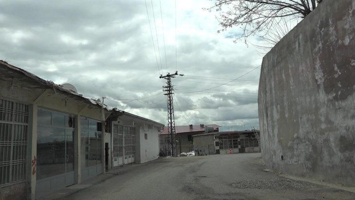 Kulp hayalet şehre döndü G3