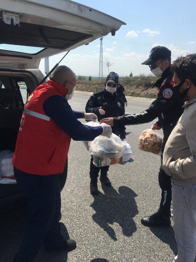 Gölbaşı Belediye Başkanı Şimşek: “Kimseyi ekmeksiz ve susuz bırakmayacağız