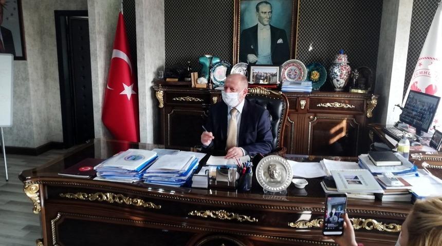 Kaymakamlık a&ccedil;ık olan iş yerlerini a&ccedil;ıkladı