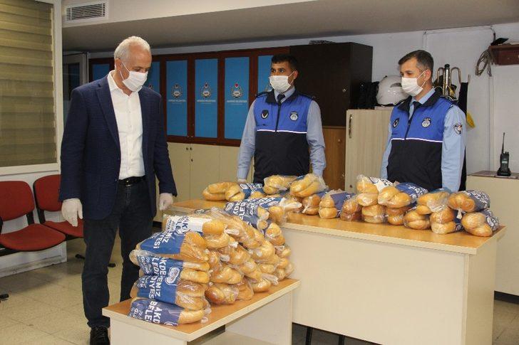 Gültak: “Vatandaşlarımız panik yapmasın. İki günde 20 bin ekmek dağıtacağız” G2