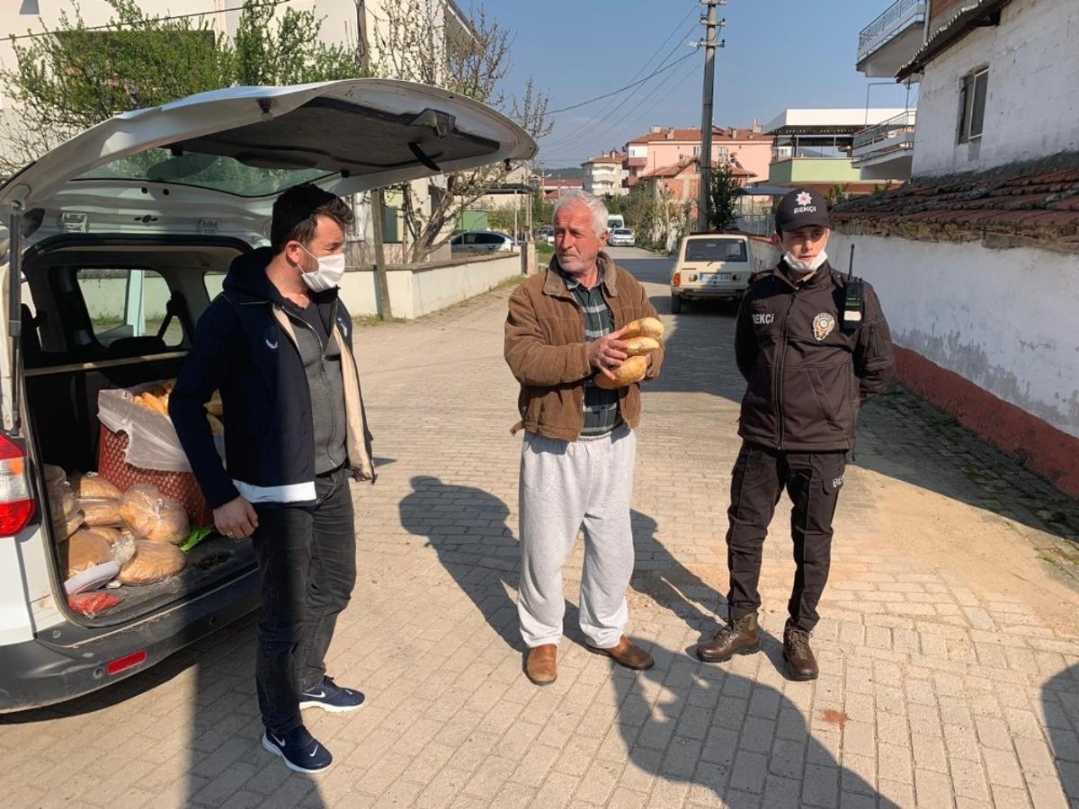 Sosyal Vefa Ekipleri evlere hizmet g&ouml;t&uuml;r&uuml;yor
