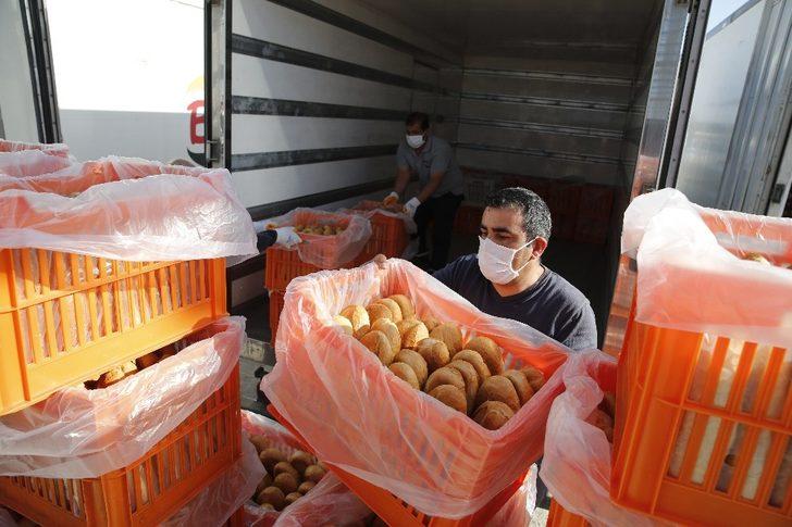 Büyükşehir’den vatandaşa ücretsiz ekmek G4