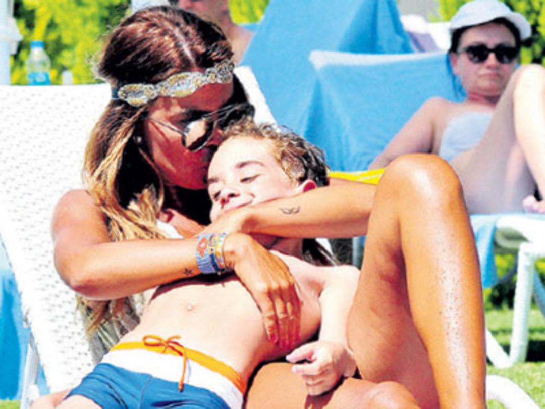 &Ouml;zlem Yıldız Demir'le tatilde