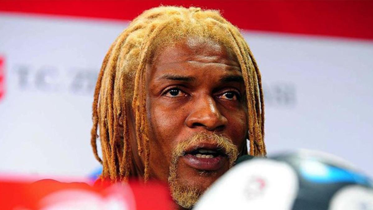 Galatasaray'ın eski futbolcusu Rigobert Song'da koronavir&uuml;s ş&uuml;phesi