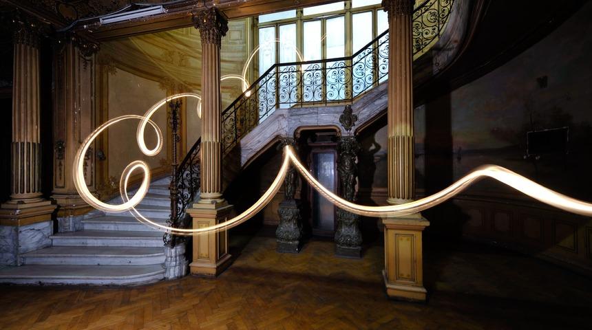 Ahşap zemin ve eşyalardaki &ccedil;izikleri yok eden y&ouml;ntemler