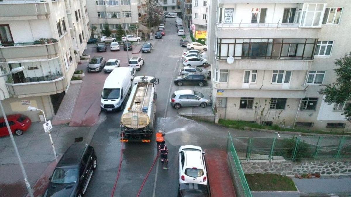 Yasağı fırsat bilen belediye sokaklarda vir&uuml;s avladı