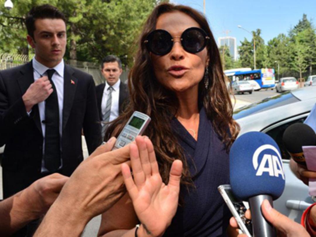 H&uuml;lya Avşar'a veto