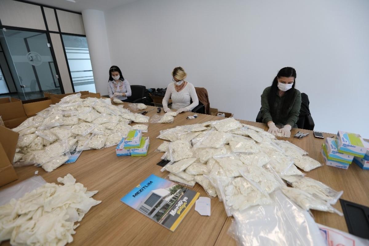 Mezitli&rsquo;de kadınlar vir&uuml;se karşı el birliği yaptı