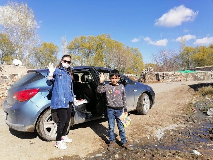 Tuzluca İlçe Milli Eğitim Müdürlüğü’nden ’’Kitapla Kal,Evde Kal’’ projesi G1