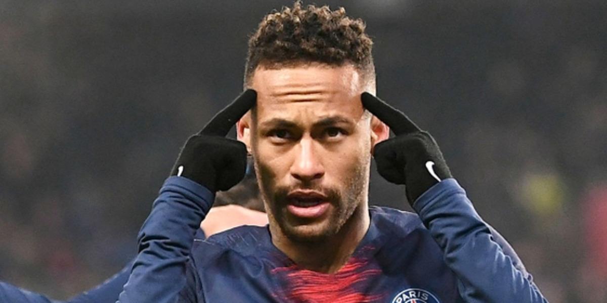 Neymar'dan annesinin 22 yaşındaki sevgilisine olay yorum