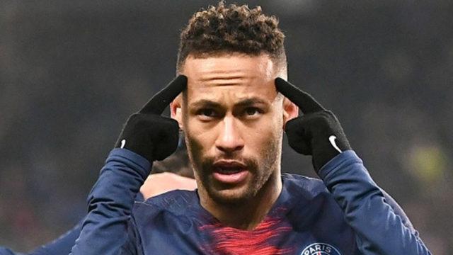 Neymar'dan annesinin 22 yaşındaki sevgilisine olay yorum