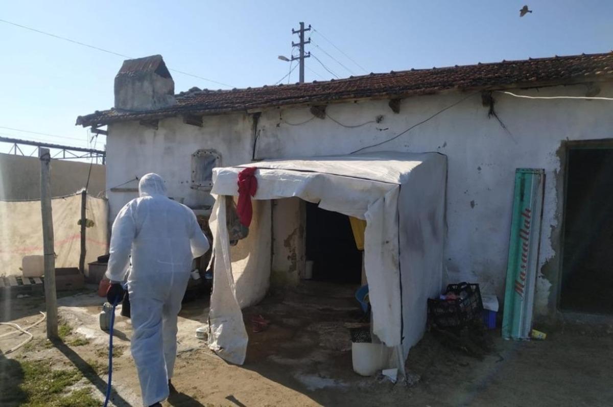 Mevsimlik iş&ccedil;ilerin konaklama yerleri dezenfekte edildi