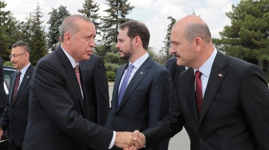 Gazeteci Candaş Tolga Işık: Cumhurbaşkanı Erdoğan, Soylu'nun istifasına sıcak bakmıyor