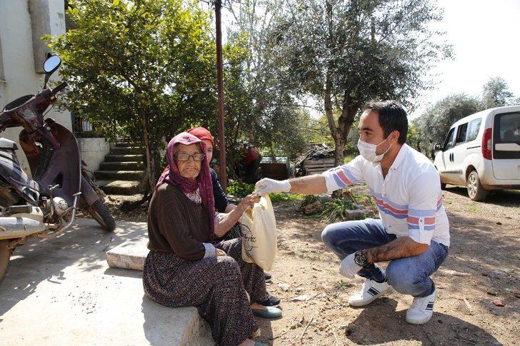 Döşemealtı’nda 4 bin 330 ücretsiz ekmek dağıtıldı G2