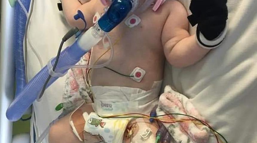 Vir&uuml;s ona da bulaştı! Hen&uuml;z 6 aylık