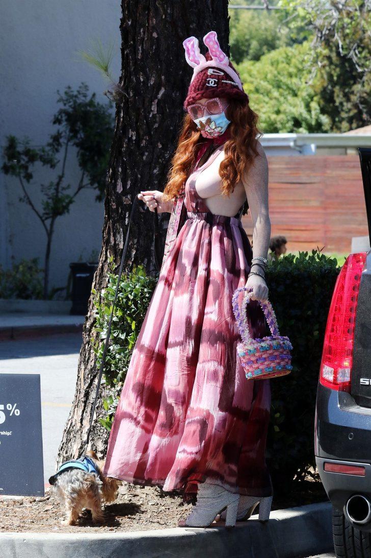 Phoebe Price karantinada bile seksiliğinden ödün vermiyor G5