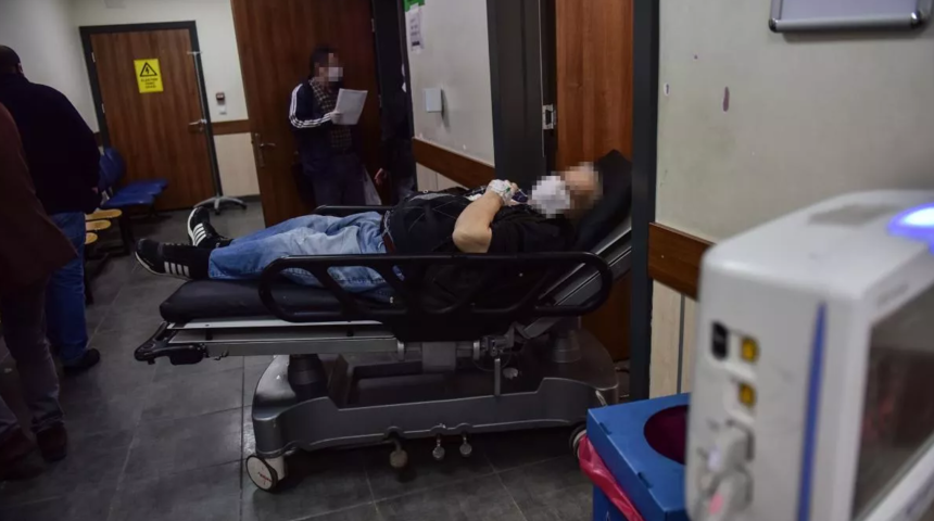 Koronavir&uuml;s n&ouml;beti bitmedi! Acil servis &ccedil;alışanları b&ouml;yle g&ouml;r&uuml;nt&uuml;lendi