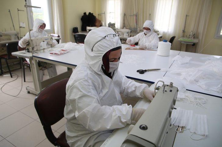 Yüreğir Belediyesi maske üretimine başladı G2