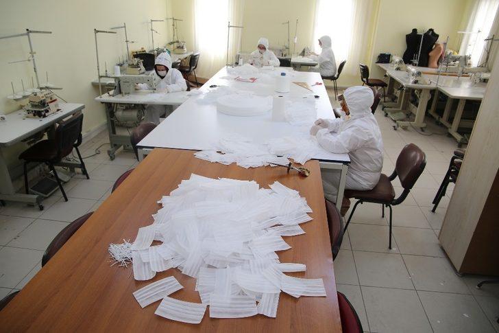 Yüreğir Belediyesi maske üretimine başladı G4