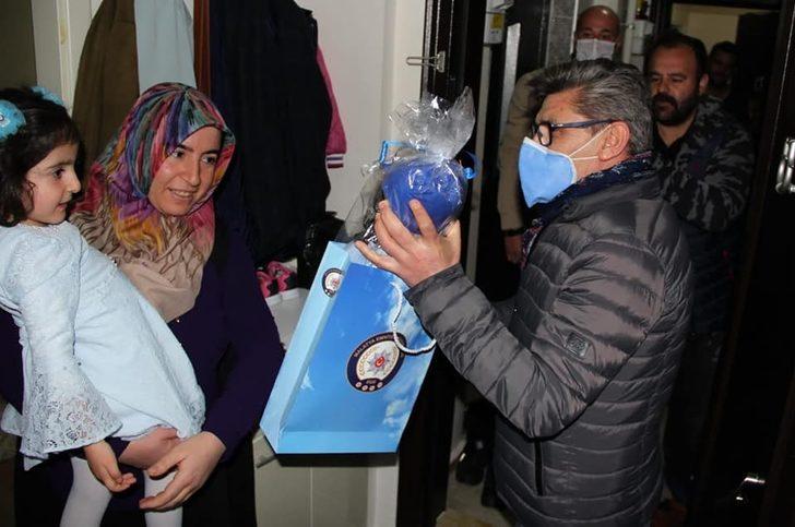 Emniyet Müdürü Dağdeviren’den çocuklara doğum günü sürprizi G5