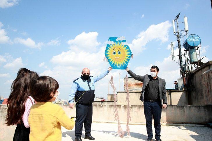 Vatandaşa tüp, çocuklara uçurtma G1